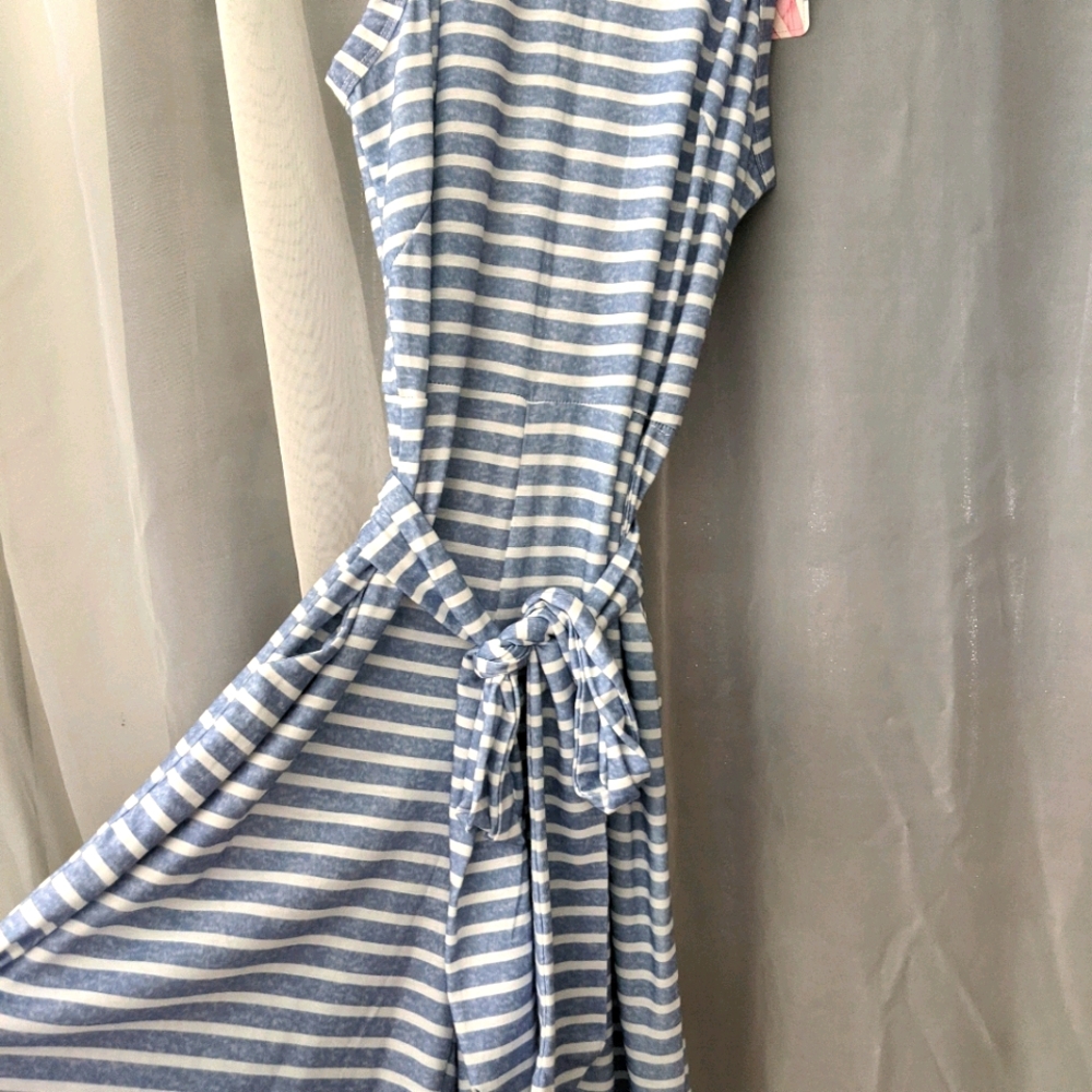 Jumpsuit with pockets